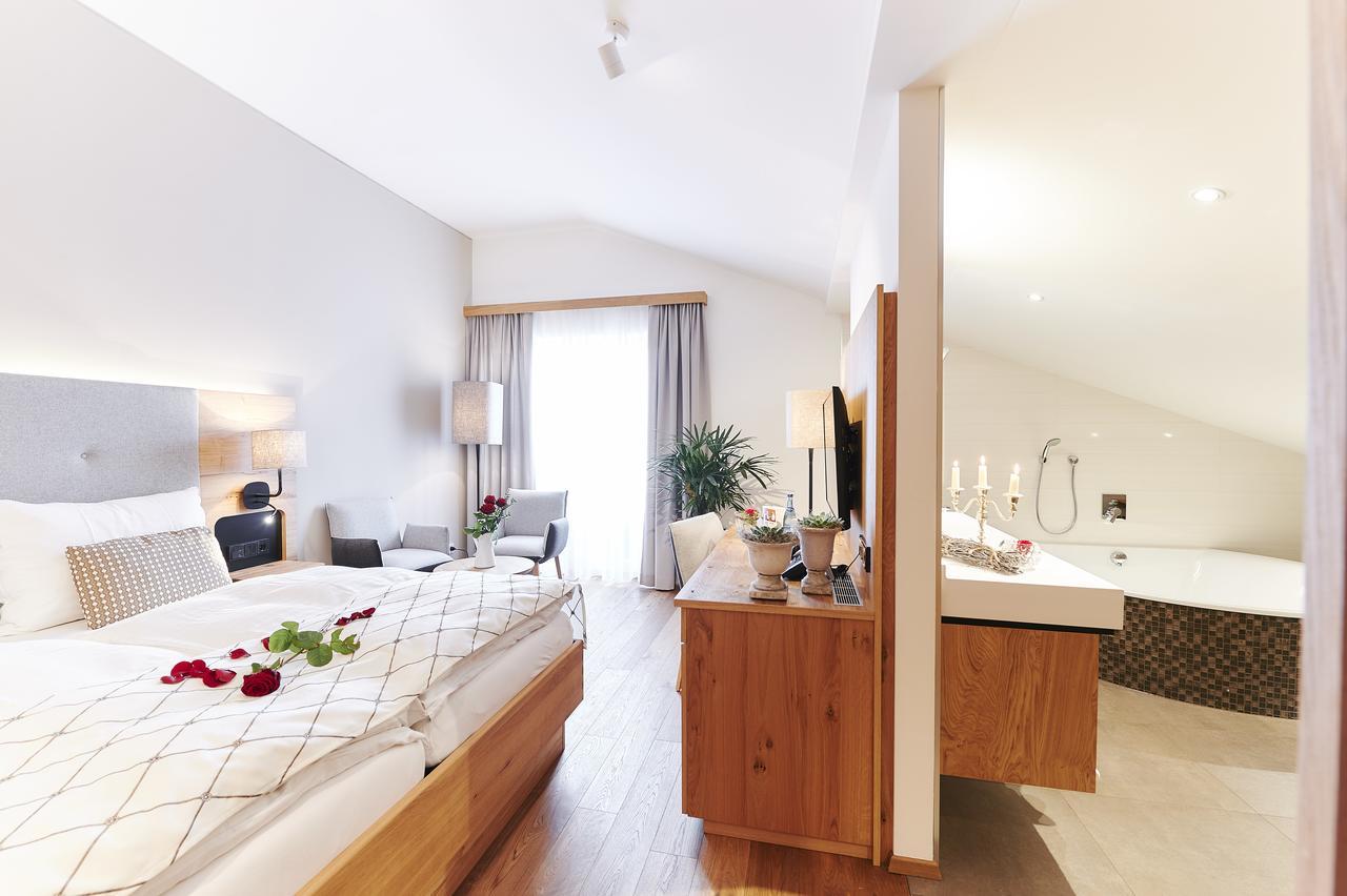 Landgasthaus Helpfauer Hof Zewnętrze zdjęcie